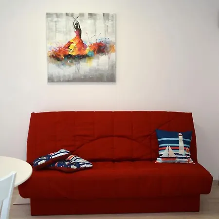 Unbeatable Location - New Lux By Flat Mаnager شقة *